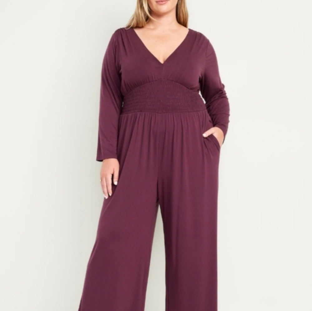 Old Navy Mauve/Burgundy Jumpsuit, Smocked Waist, V-Neck, Long Sleeve, Size XXL
